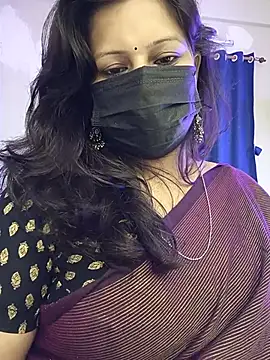 Snapshot of noty_girl2 chatting on 25, 5, 2026 noty girl2 online show from 25, 5, 2026