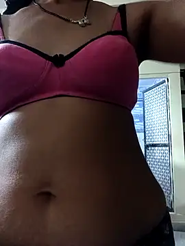 Snapshot of desicpl26 chatting on 8, 2, 2026 desicpl26 online show from 8, 2, 2026