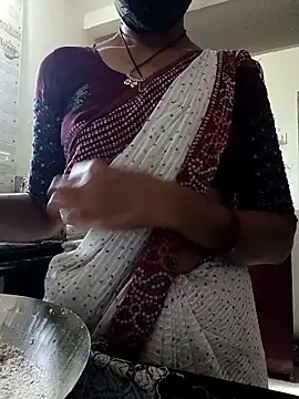 Snapshot of desicpl26 chatting on 4, 3, 2026 desicpl26 online show from 4, 3, 2026