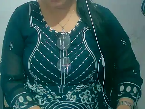 Cute Aliyaa online show from 12, 3, 2026