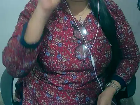 Cute Aliyaa online show from 15, 3, 2026