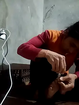 Hoa-tuylip online show from 3, 3, 2026