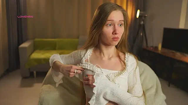 SharaNewbern online show from 3, 2, 2026