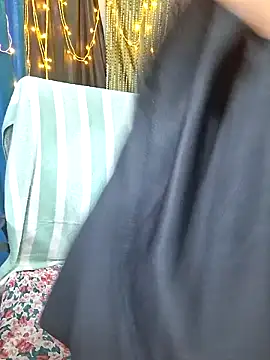 alinaarora online show from 29, 4, 2026