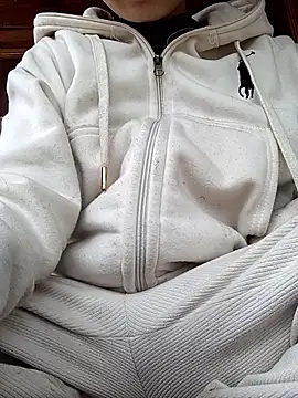 Snapshot of derylove_ chatting on 7, 3, 2026 derylove online show from 7, 3, 2026