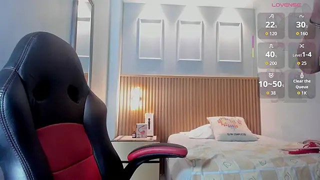 Snapshot of BONNIE_CH1 chatting on 4, 3, 2026 BONNIE CH1 online show from 4, 3, 2026