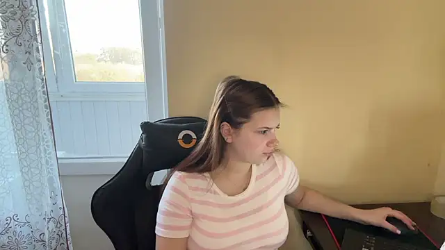 Snapshot of SoftIris_ chatting on 14, 3, 2026 SoftIris online show from 14, 3, 2026