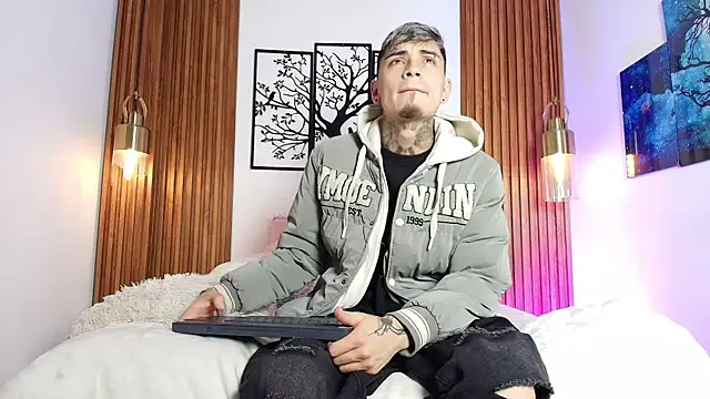 Max Hader online show from 4, 3, 2026