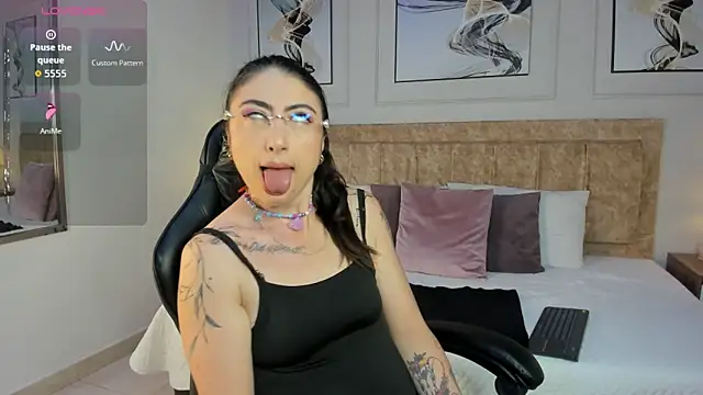 hanna daze online show from 13, 3, 2026