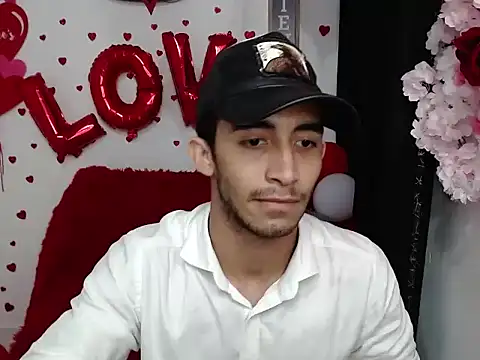 Snapshot of Caius_fox chatting on 15, 2, 2026 Caius fox online show from 15, 2, 2026