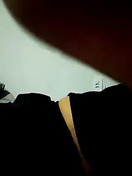 Snapshot of dilduarte26 chatting on 24, 4, 2026 dilduarte26 online show from 24, 4, 2026