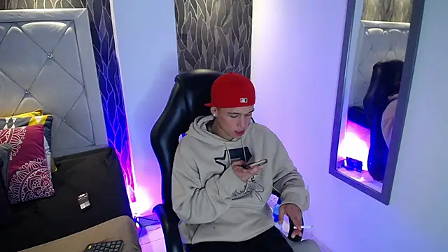 Snapshot of Dominik_Souza chatting on 4, 2, 2026 Dominik Souza online show from 4, 2, 2026