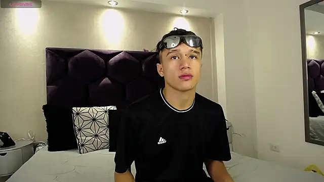 Snapshot of Dominik_Souza chatting on 17, 3, 2026 Dominik Souza online show from 17, 3, 2026