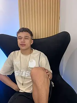 Dominik Souza online show from 3, 8, 2026