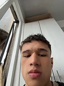 Dominik Souza online show from 4, 8, 2026