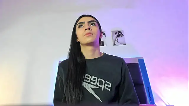 Isabella Moon9 online show from 25, 7, 2026