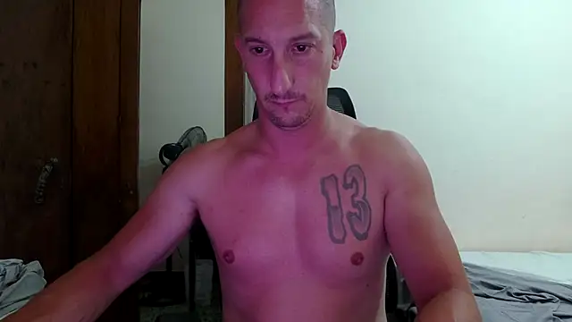 Snapshot of Daniiiel13 chatting on 13, 6, 2026 Daniiiel13 online show from 13, 6, 2026