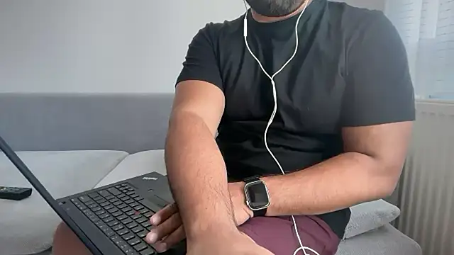 Snapshot of justonce2 chatting on 12, 3, 2026 justonce2 online show from 12, 3, 2026