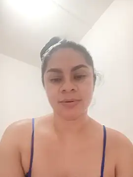 Snapshot of luna_pinky chatting on 8, 3, 2026 luna pinky online show from 8, 3, 2026