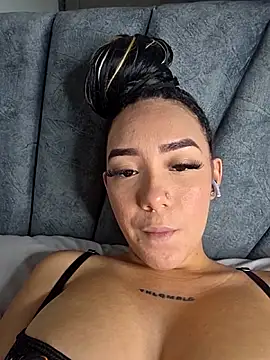 Snapshot of alaia_princess chatting on 10, 3, 2026 alaia princess online show from 10, 3, 2026