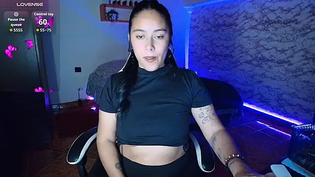 Snapshot of Camila_IRoose chatting on 12, 7, 2026 Camila IRoose online show from 12, 7, 2026