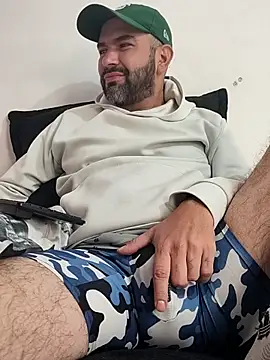 hairyandbigmann online show from 26, 2, 2026