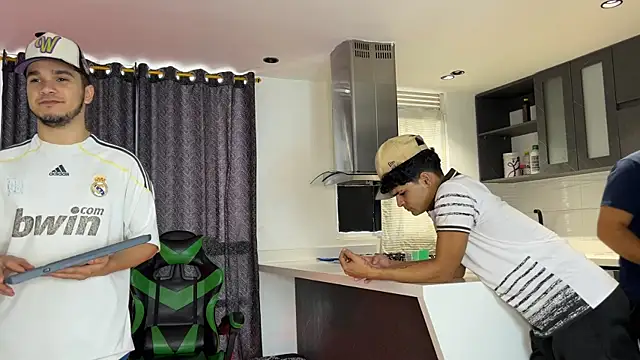 TheBatMansion online show from 18, 2, 2026