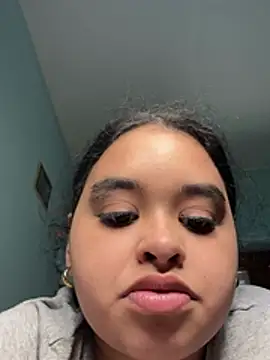 Aloyenita online show from 8, 5, 2026