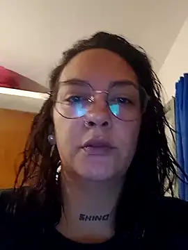 kuramaqueen online show from 7, 2, 2026