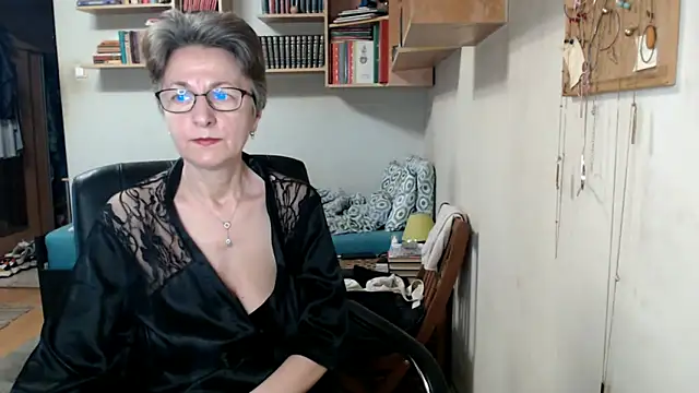 katemodel online show from 16, 9, 2025