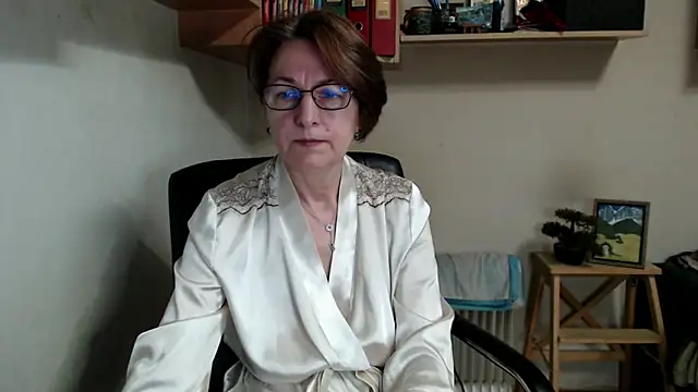 katemodel online show from 9, 5, 2026