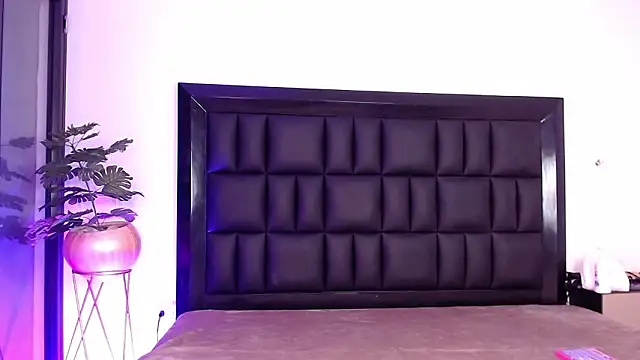 mia roosee1 online show from 20, 2, 2026