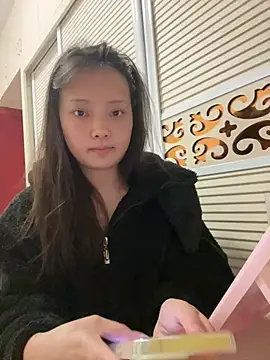 Snapshot of BIGBABYYEYE chatting on 3, 3, 2026 BIGBABYYEYE online show from 3, 3, 2026