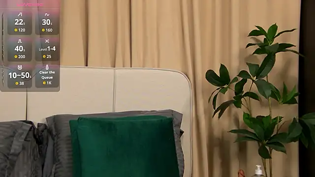 GinaMencee online show from 25, 2, 2026