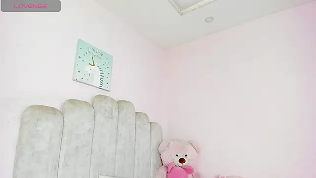 Snapshot of paula_cosioo chatting on 5, 2, 2026 paula cosioo online show from 5, 2, 2026