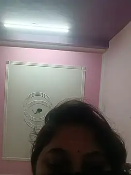 Aliya Hott online show from 1, 6, 2026