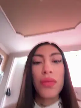 Bonny Eva online show from 6, 5, 2026