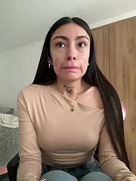 Bonny Eva online show from 9, 7, 2026
