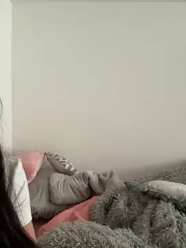 Bonny Eva online show from 16, 7, 2026