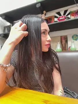 Bonny Eva online show from 22, 7, 2026