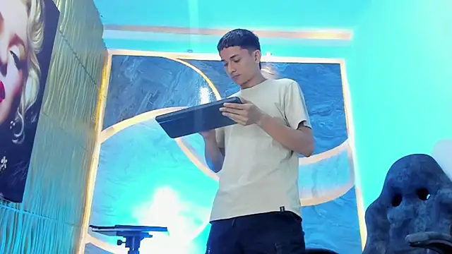 Matheus Ic online show from 6, 2, 2026