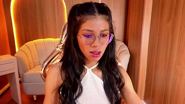 Alina b  online show from 9, 7, 2026
