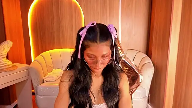 Alina b  online show from 17, 7, 2026