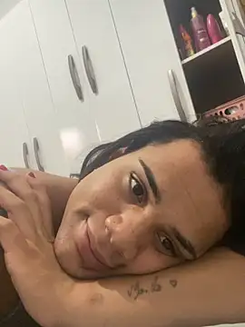 Snapshot of lavinyaalencar22 chatting on 5, 2, 2026 lavinyaalencar22 online show from 5, 2, 2026