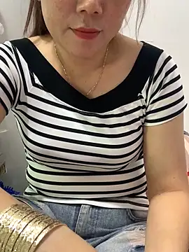 Snapshot of Baby-lovely69 chatting on 5, 2, 2026 Baby-lovely69 online show from 5, 2, 2026