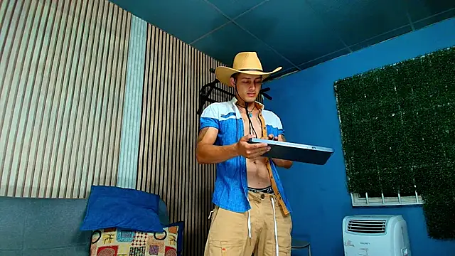 Snapshot of _angel_rivera chatting on 20, 2, 2026 angel rivera online show from 20, 2, 2026