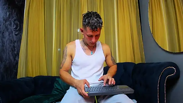 Snapshot of _angel_rivera chatting on 24, 2, 2026 angel rivera online show from 24, 2, 2026