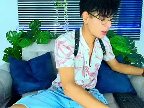 Snapshot of ThiiagoSaeenz chatting on 10, 3, 2026 ThiiagoSaeenz online show from 10, 3, 2026