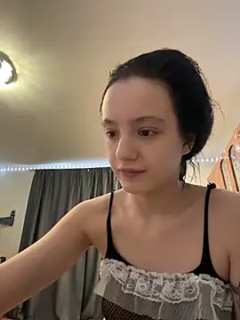 MiaTee online show from 11, 2, 2026