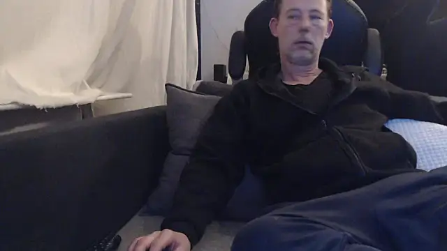 Snapshot of Sexy_Ass_Mike chatting on 19, 2, 2026 Sexy Ass Mike online show from 19, 2, 2026